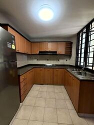 Simsville (D14), Condominium #560836571